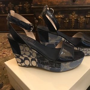 Blue Coach Nalene Denim A3462 Platform 7.5 NWOT